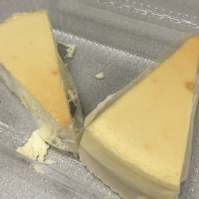 Gluten-free cheesecake from Cafe Bravo